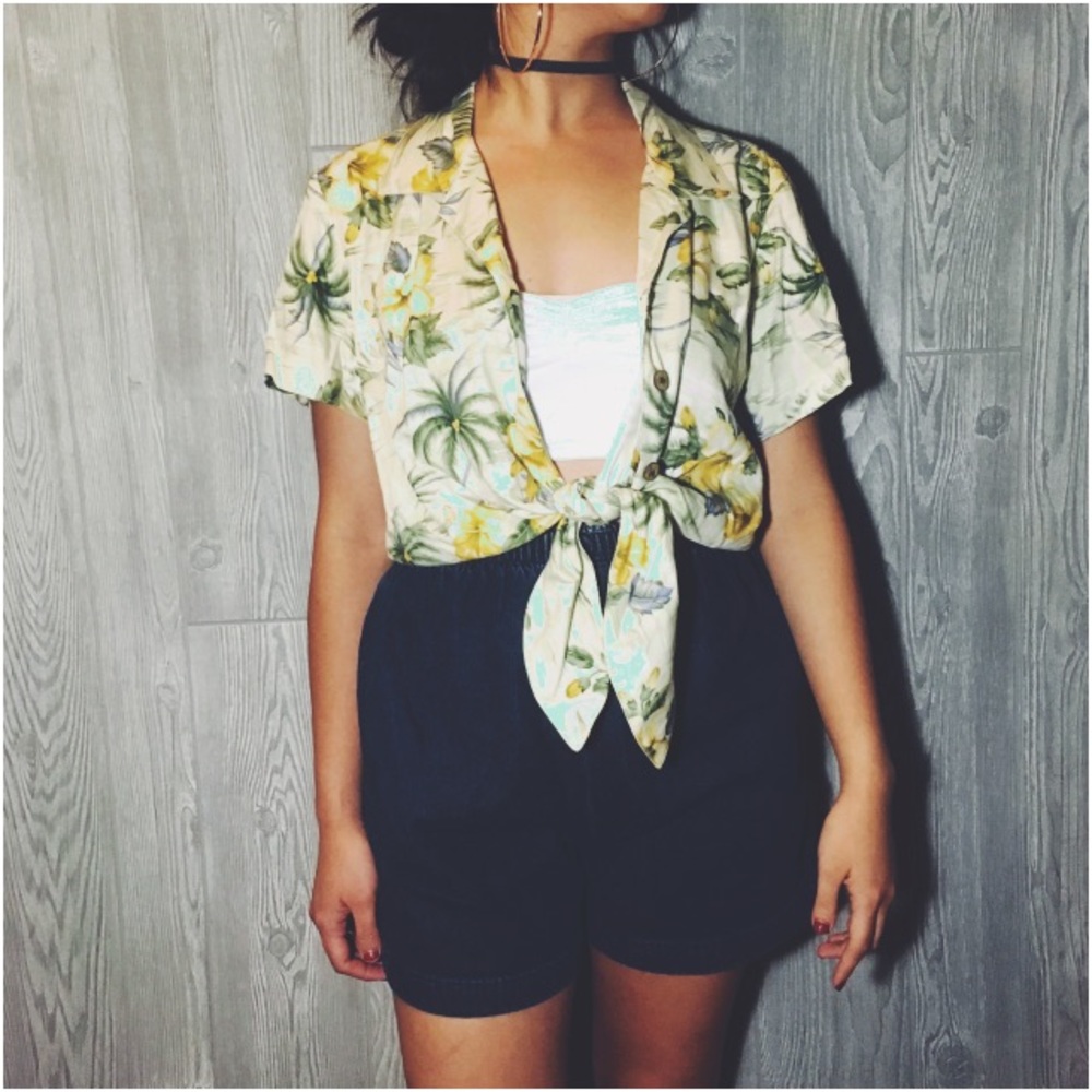 Tropical Hawaiian-themed shirt with a tie in front