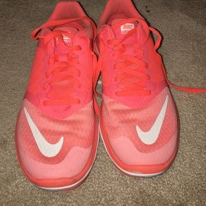 Women's Nike shoes
