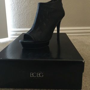 BCBG Kerriess Booties