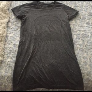 Lululemon swiftly tech short sleeve crew
