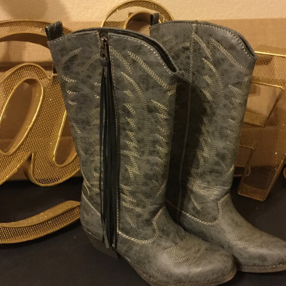 Ladies size 7.5 fashion cowboy boots