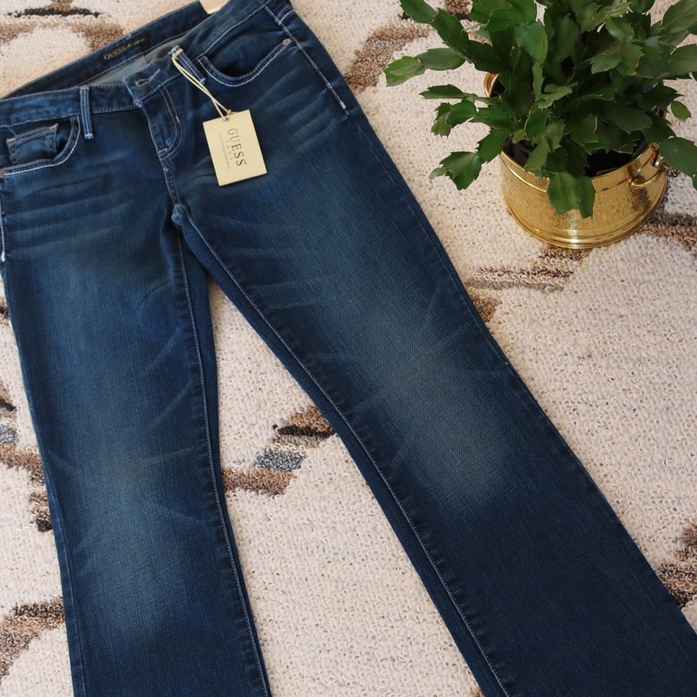 Guess Venice Straight Leg Jeans - Fairytale Wash