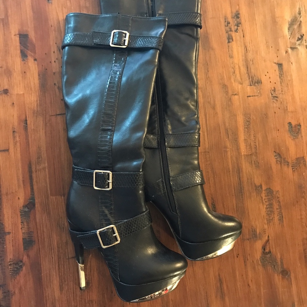 Black 4 inch heel knee high boots