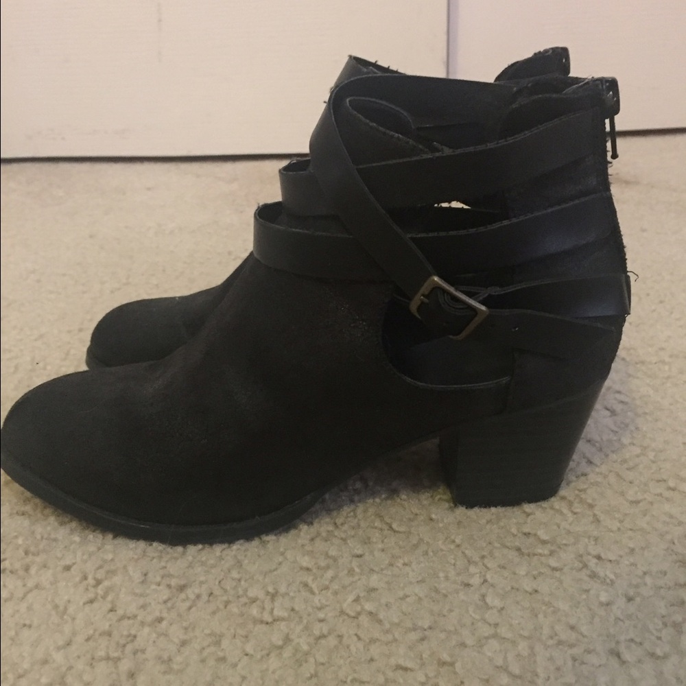 Urban outfitter boots