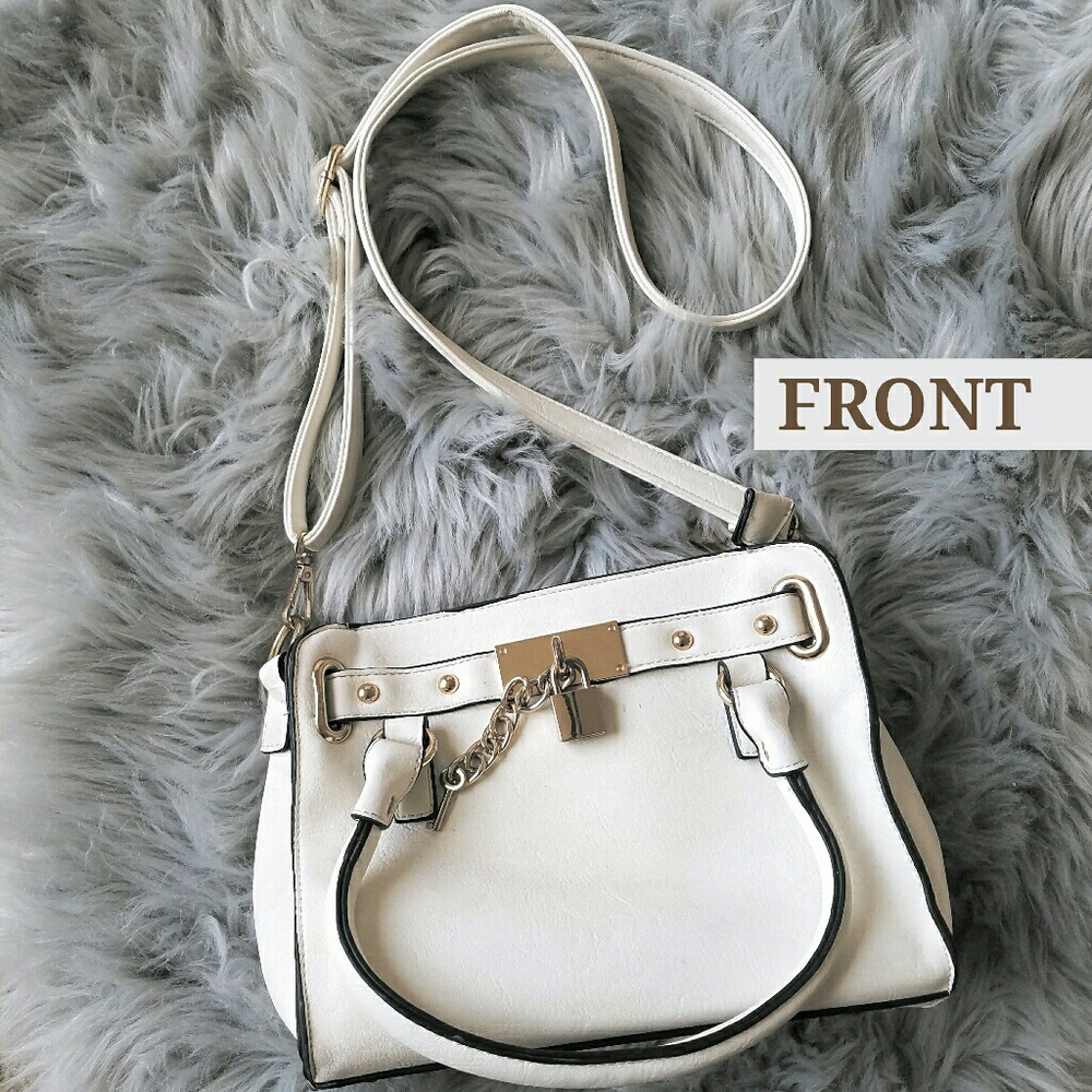 Charming Charlie Purse