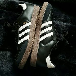 🖤🖤NEW ! Adida Samba 🖤🖤