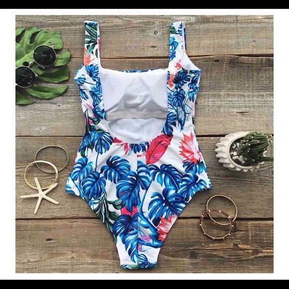 One Piece Swim Suit - Picture 4 of 4