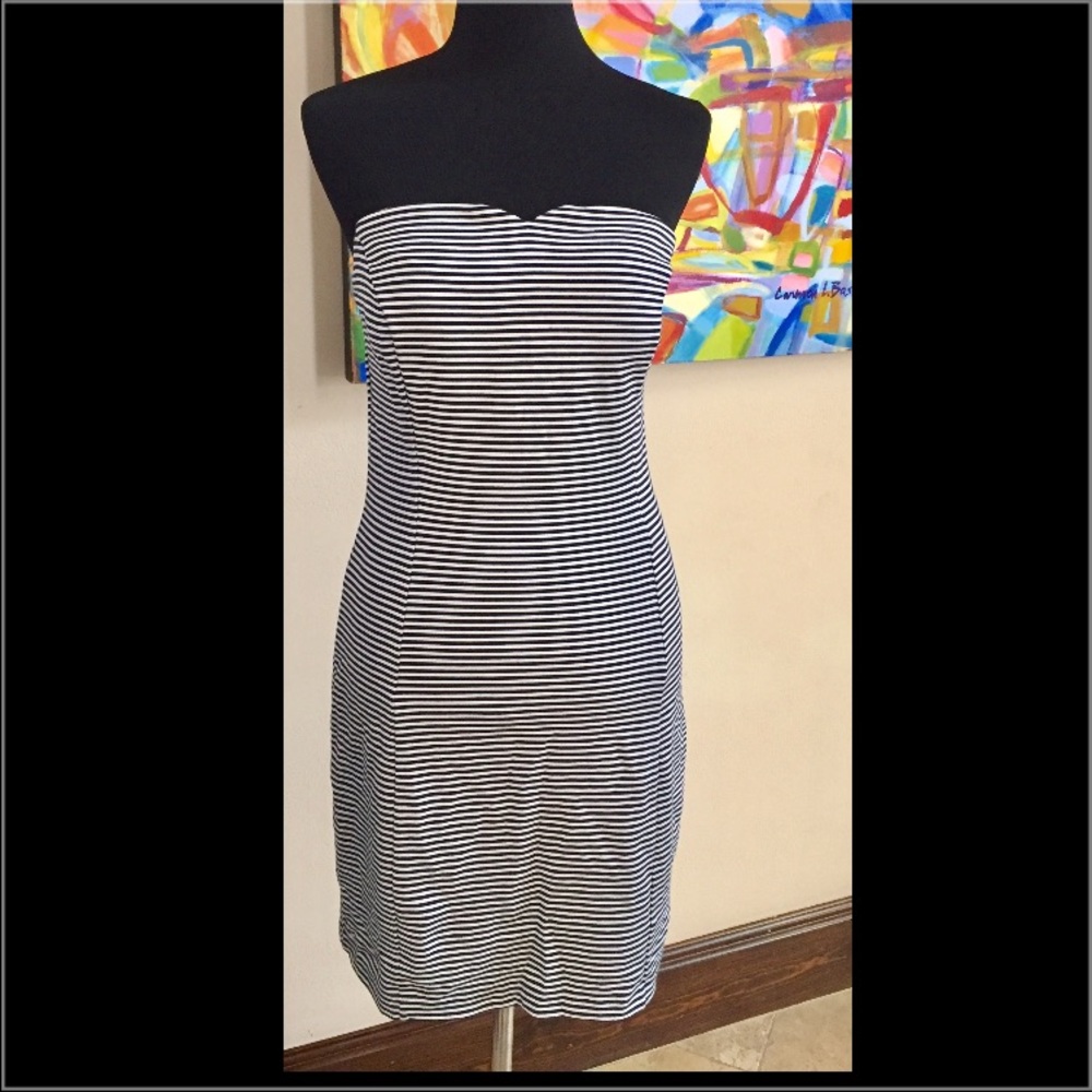 Heavy knit strapless bodycon dress