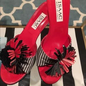 Isaac made in Italy kitten heels 7.5