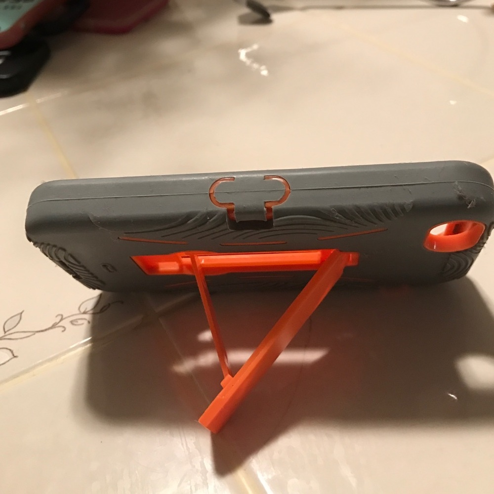 iPhone 5 case - Picture 3 of 4