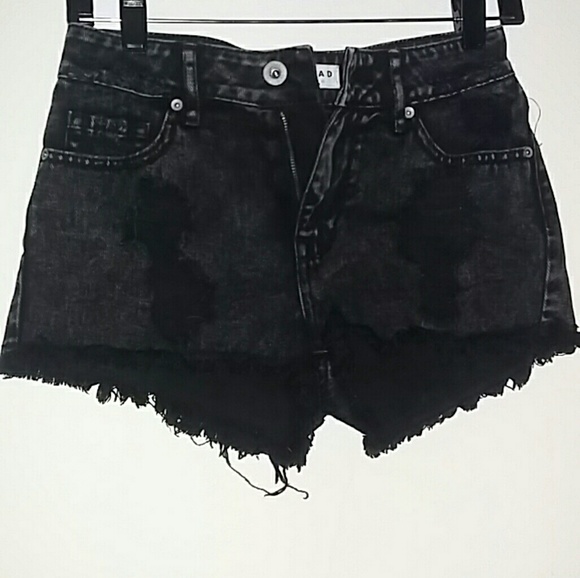 Bullhead Denim Co. High rise shorts - Picture 1 of 3