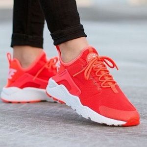 Women's Nike Huarache