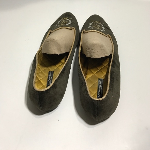Dolce & Gabbana Brown Velvet Flats - Picture 4 of 8