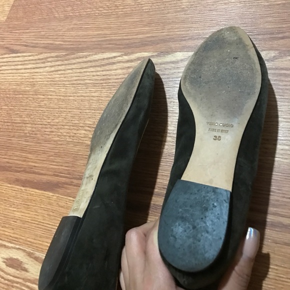 Dolce & Gabbana Brown Velvet Flats - Picture 6 of 8