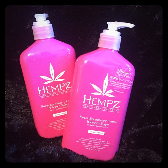Hempz Makeup New Hempz Strawberrybrown Sugar Body Lotion Poshmark