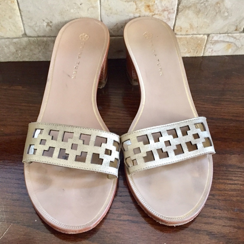 Block heel slides, gold leather and accents