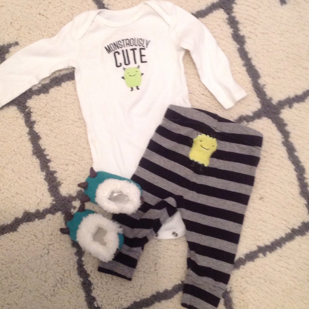 "Monstrously cute" baby outfit