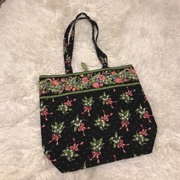 Vera Bradley Handbags - Vera Bradley Tote