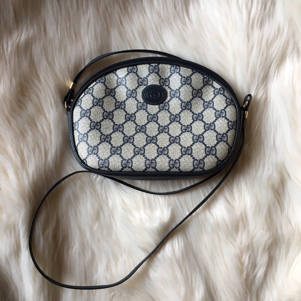 👛 Vintage Gucci Crossbody Purse 👛