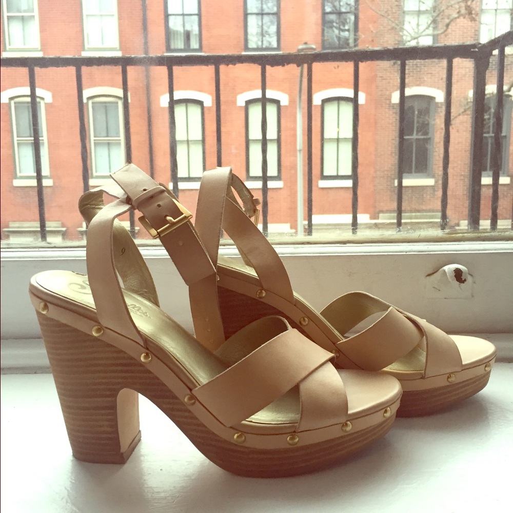 Seychelles heeled sandal