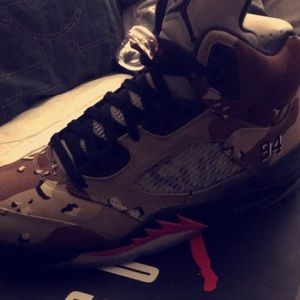 Air jordan supreme 5