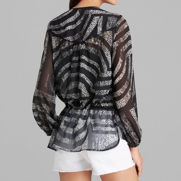 Blouse from Nordstrom Size S - Picture 2 of 6