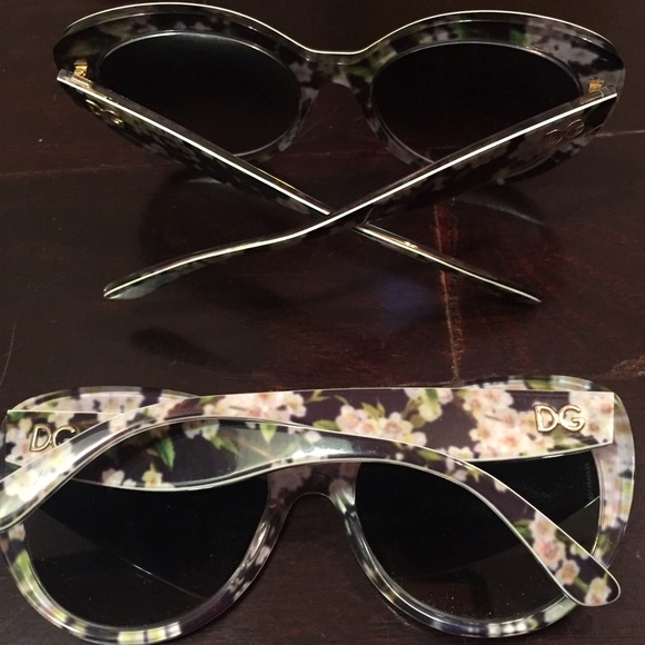 Dolce & Gabbana Floral Plastic Sunglasses - Picture 3 of 4