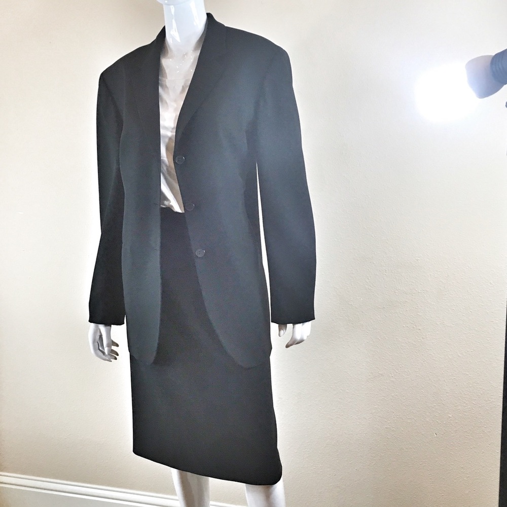 Blazer & 2 Skirts