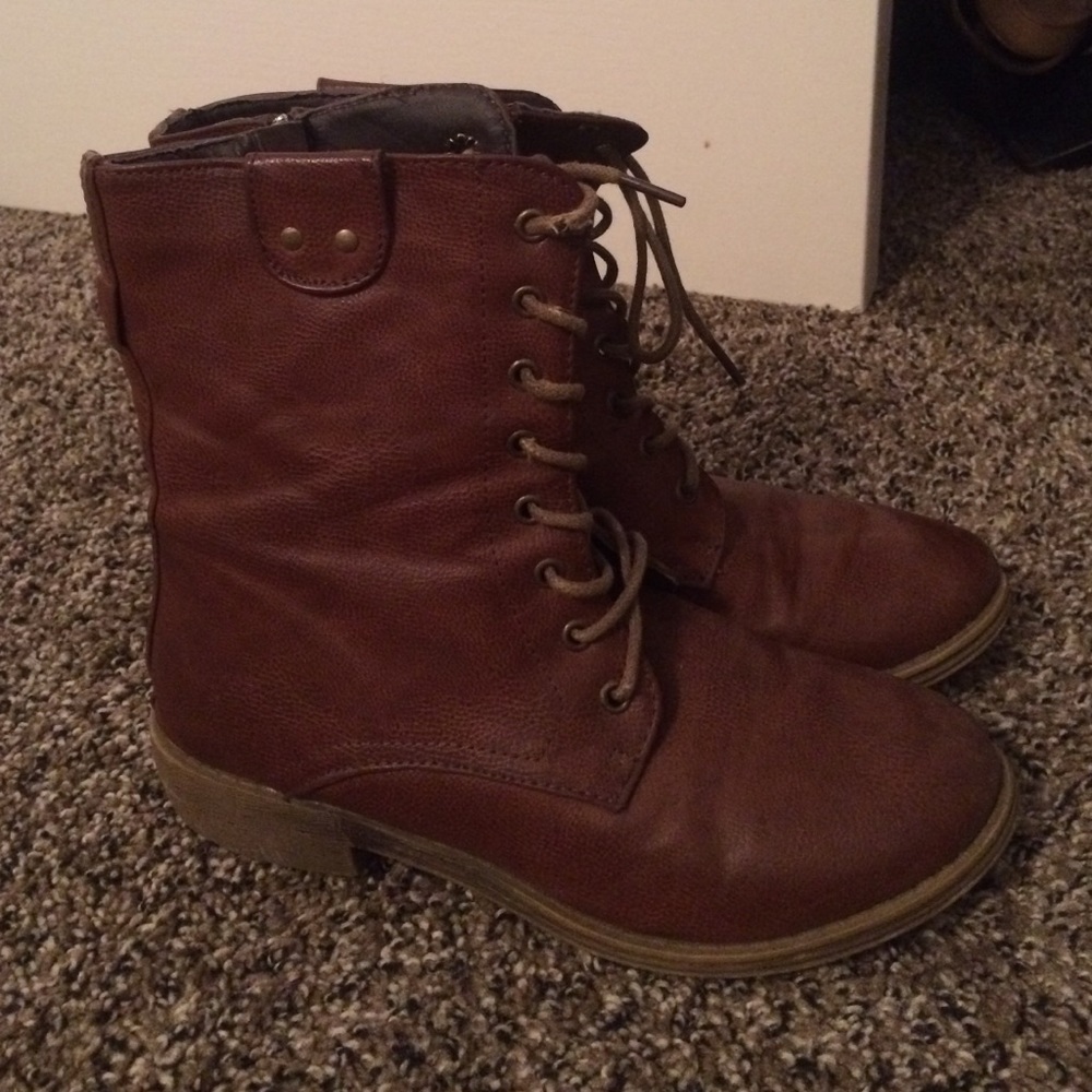 Brown boots