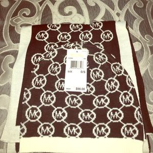 Michael Kors Hat & Scarf set