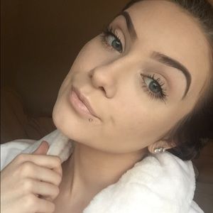 Meet your Posher, Joanna