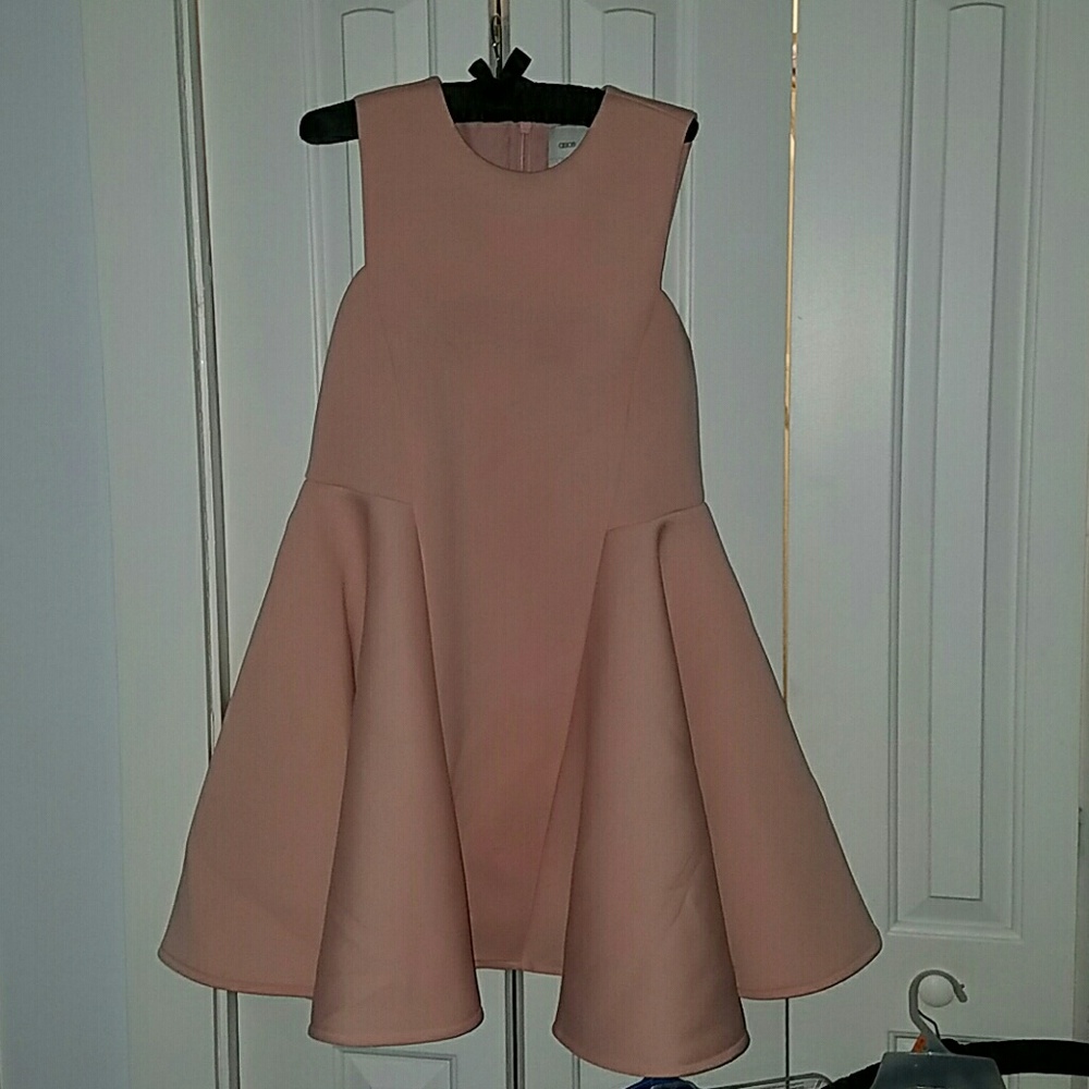 Beautiful  Pink dress perfect for baby shower or s