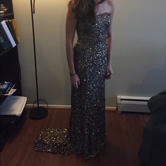 BG Haute bronze sequin formal dress - Picture 3 of 6