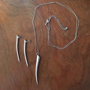 Silver Saber Necklace + Earrings + Extra Pendant