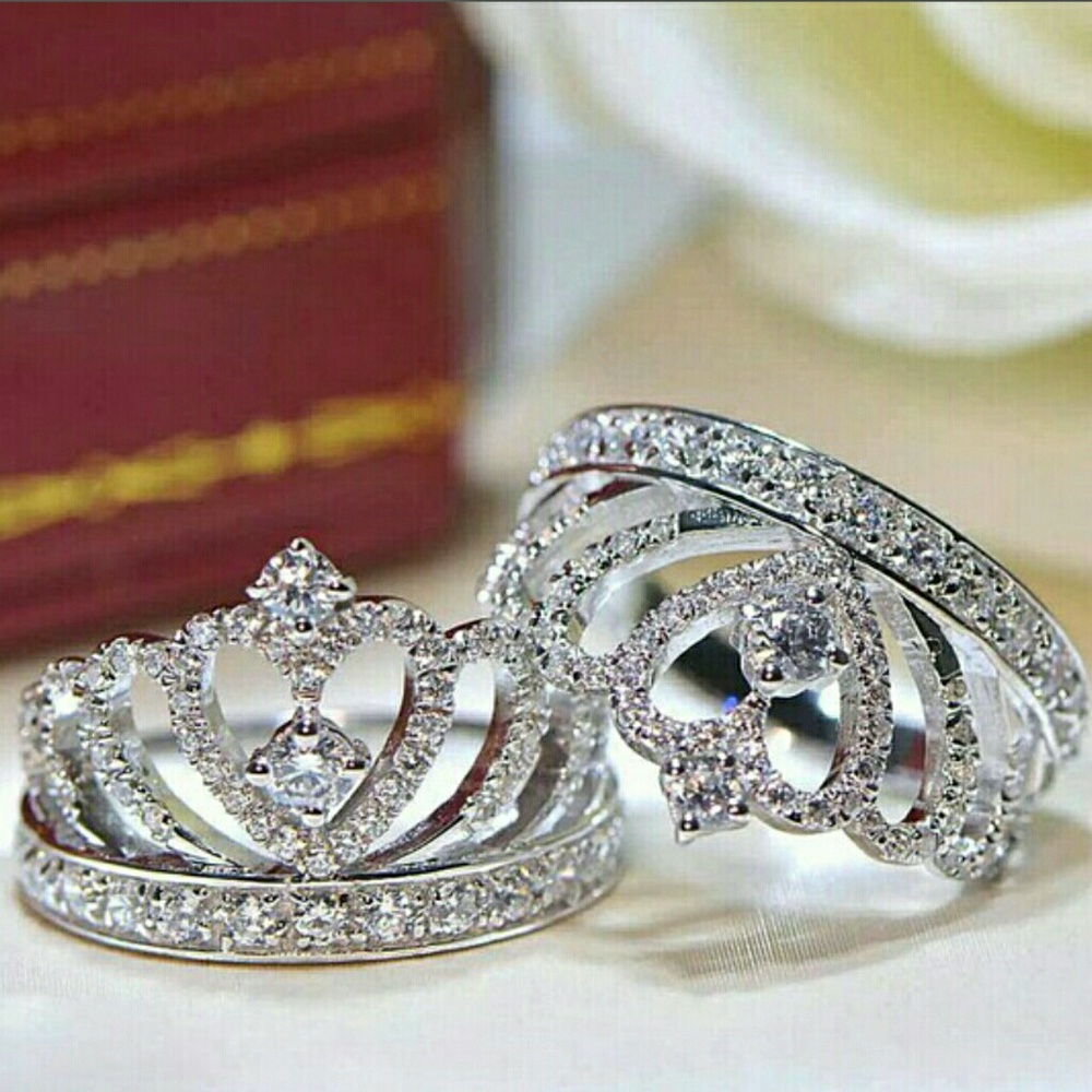 Ring Crown Heart Natural white sapphires