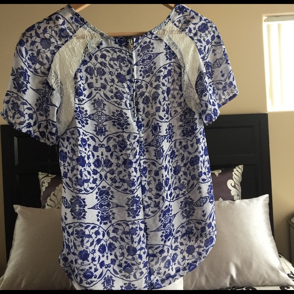 ASTR Blouse Size small - Picture 3 of 7