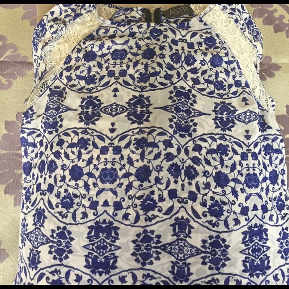 ASTR Blouse Size small - Picture 1 of 7