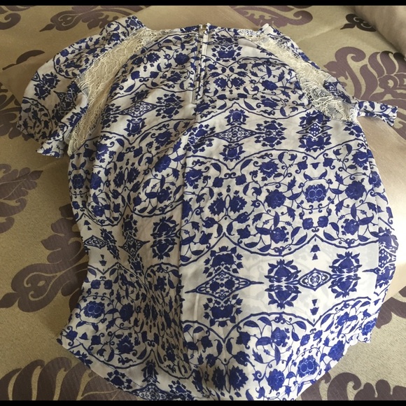 ASTR Blouse Size small - Picture 6 of 7