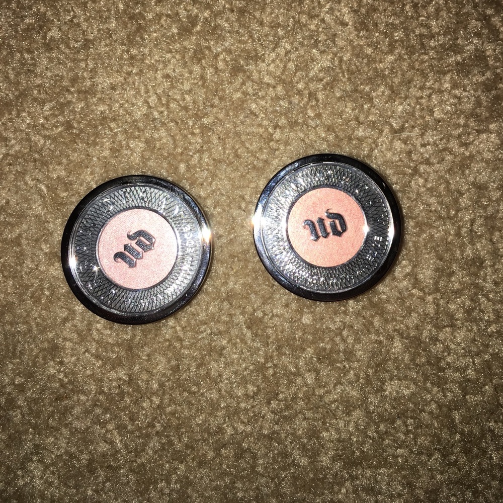 Urban Decay Single Shadows - Free Love + Scratch