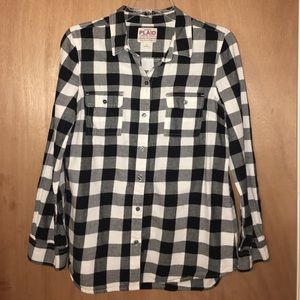 Old Navy black and white plaid flannel shirt