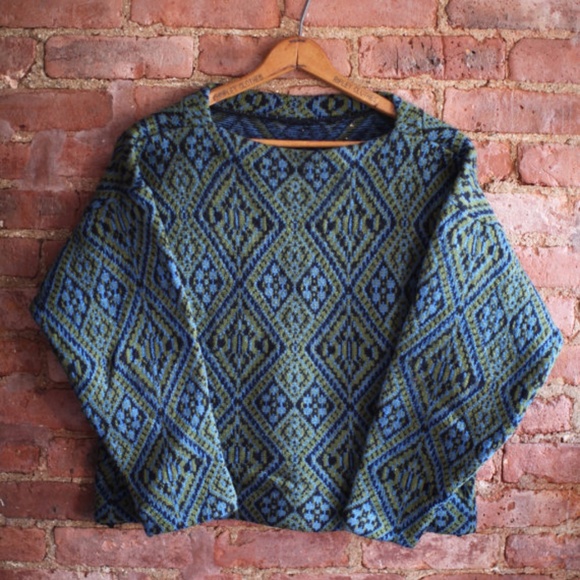 Boxy Pattern Vintage Wool Pullover - Picture 1 of 4