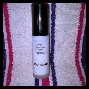 Hourglass - Veil Mineral Primer