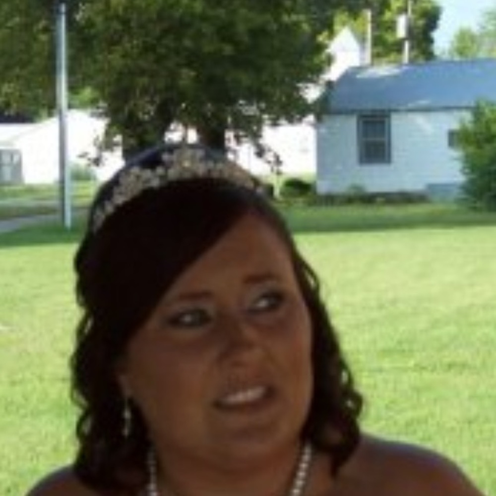 Davids Bridal Tiara. Champange and Ivory - Picture 6 of 8