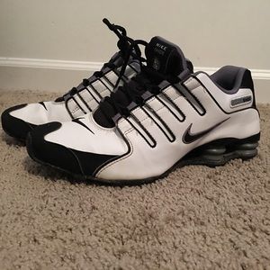 Nike shox
