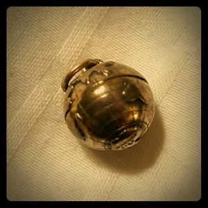 James Avery World/ Globe Charm