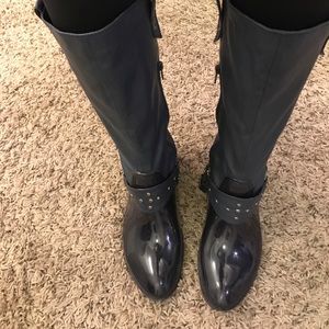 Studded cowgirl rain boots ☔️