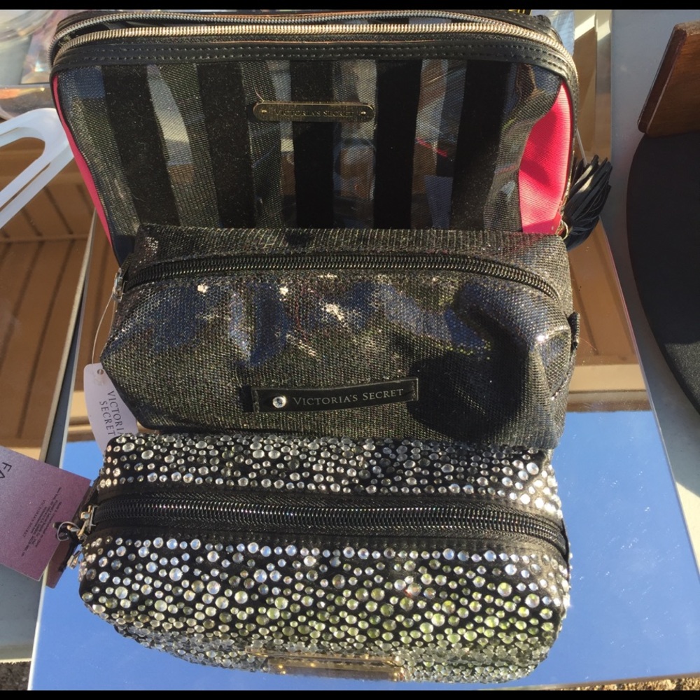❌❌❌❌Victoria's Secret makeup bags. SOLD!!!! ❌❌❌