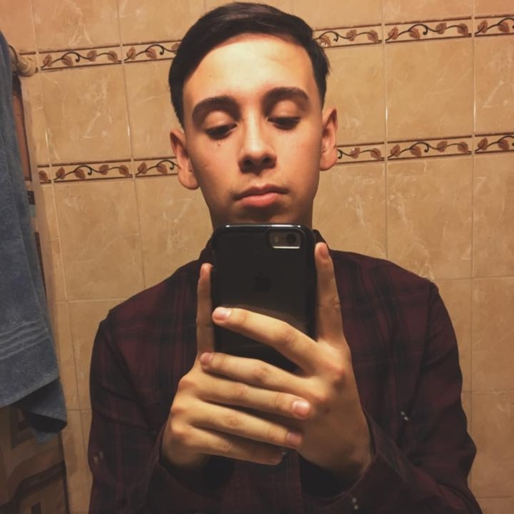 Meet your Posher, Erick