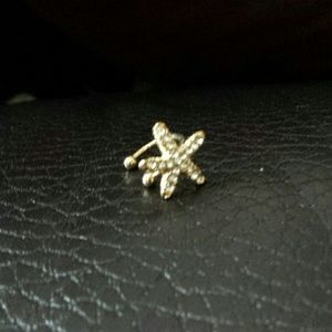 Cute starfish ear cuff!