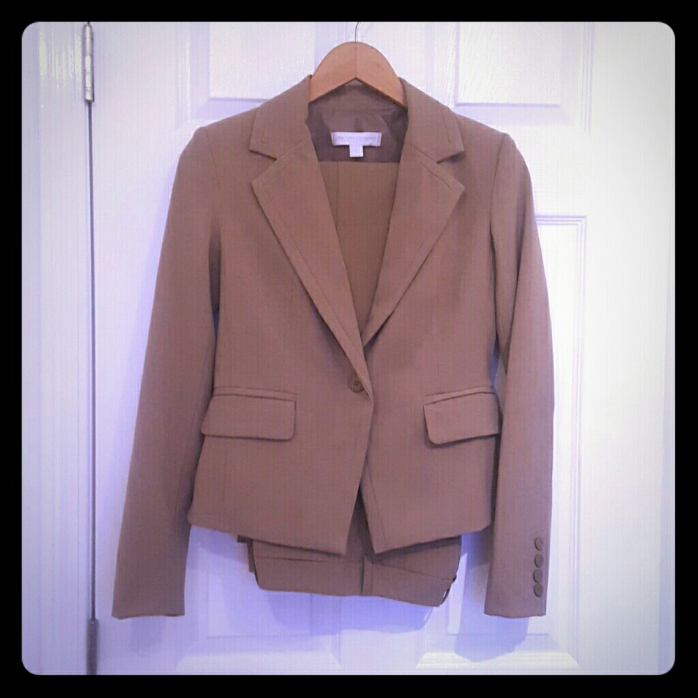 New York & Co. Pant suit